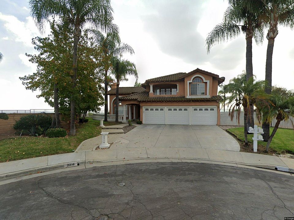 1st image of 2314 Calle Amanda