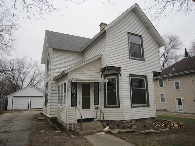 2nd image of 313 S 4th St