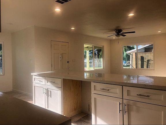 4th image of 2622 N 30th St