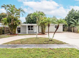 2396 Lynn Dr, West Palm Beach, FL 33415