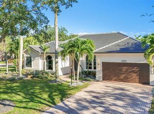 16260 Owasco Cir, Davie, FL 33331