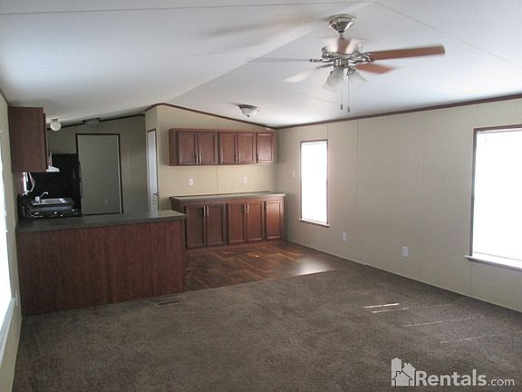 3rd image of 301 Modene St Trailer 79