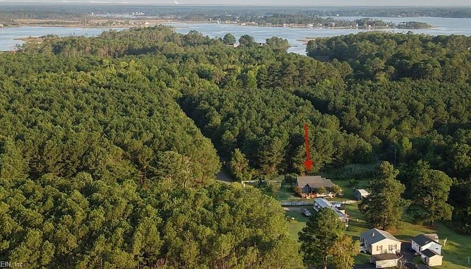 1st image of 9571 Rowes Point Rd