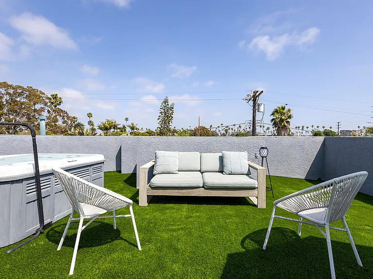 910 Nowita Pl — Photo 22