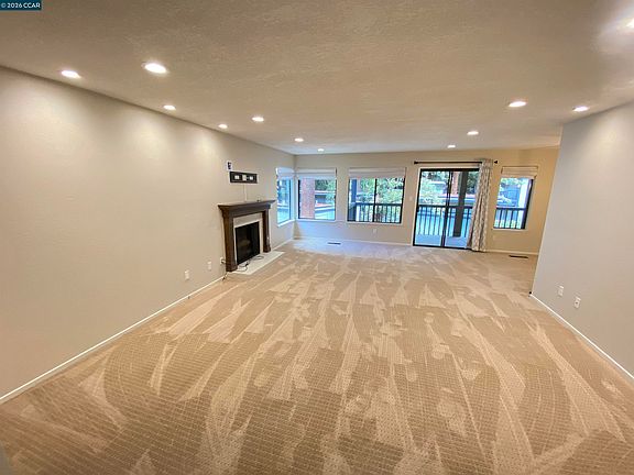 2nd image of 167 Rubicon Cir