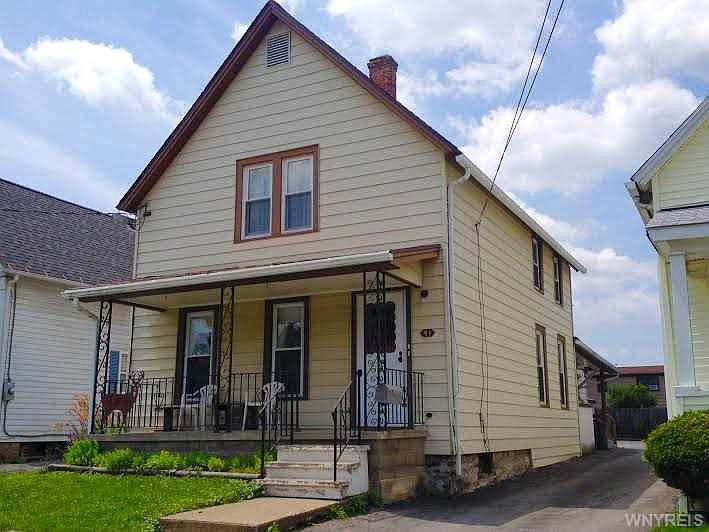 1st image of 41 Kurtz Ave