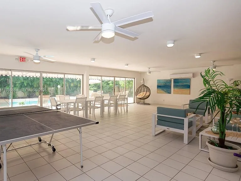 260 Sunrise Dr #H — Photo 35