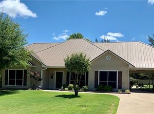 2150 30th St NW, Paris, TX 75460