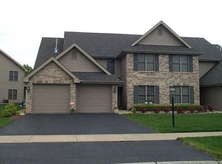 1441 Lakewood Ln, Schererville, IN 46375