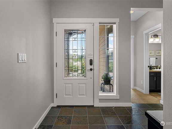 4th image of 28460 238th Avenue SE