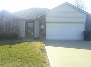 6302 Oak Ridge Ct, Saint Joseph, MO 64504