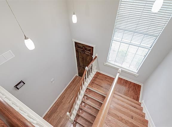 4th image of 3005 Jomar Dr