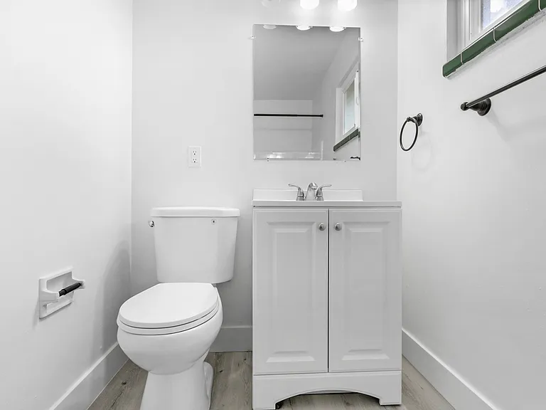 Shelfield Apartments — Photo 10
