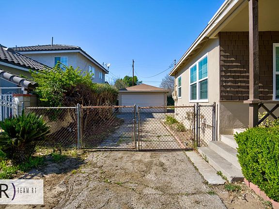 5th image of 1333 S Siesta Ave