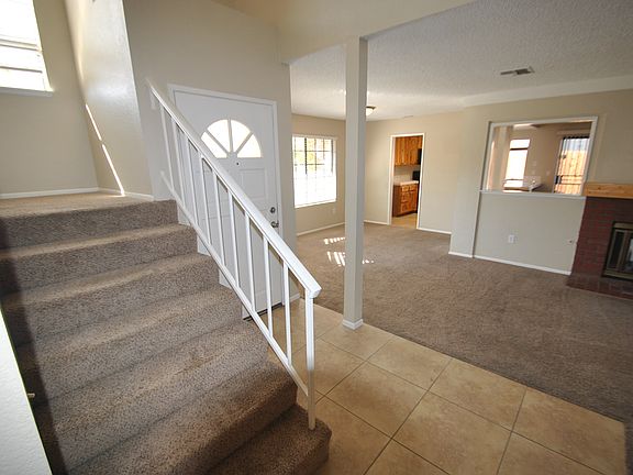 4th image of 11841 Safiro Ct