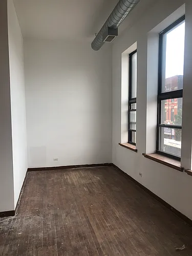 1320 N Milwaukee Ave #2 Photo 1