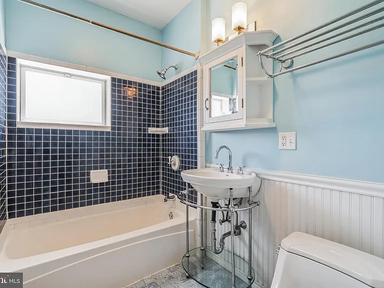126 Ripka St — Photo 16