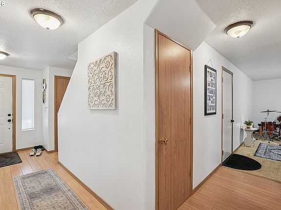 5th image of 23708 NE Canyon Loop Rd