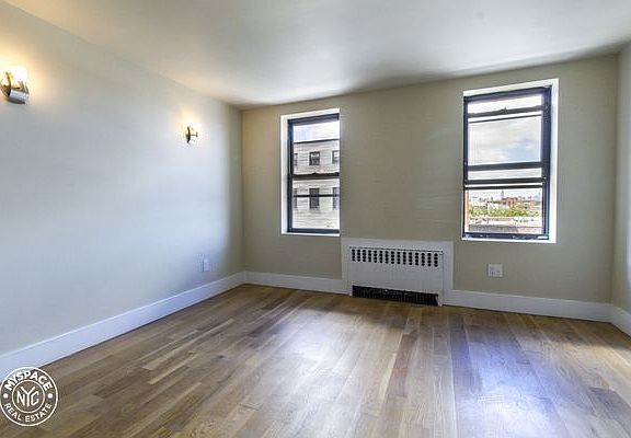 4th image of 338 Melrose St #4U