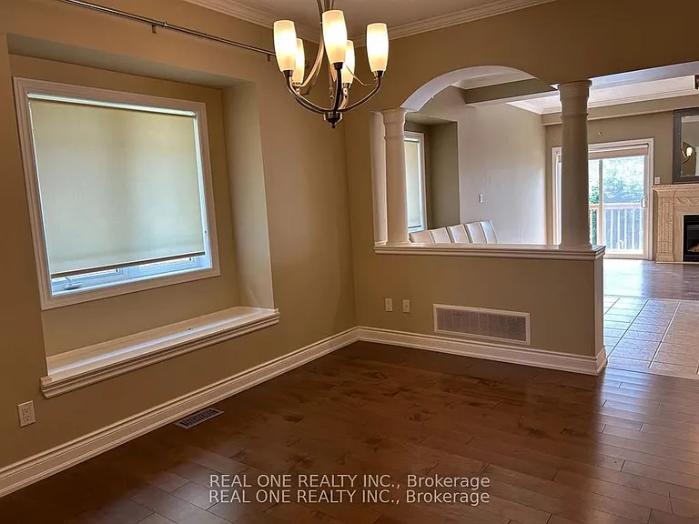 2460 Felhaber Cres — Photo 6