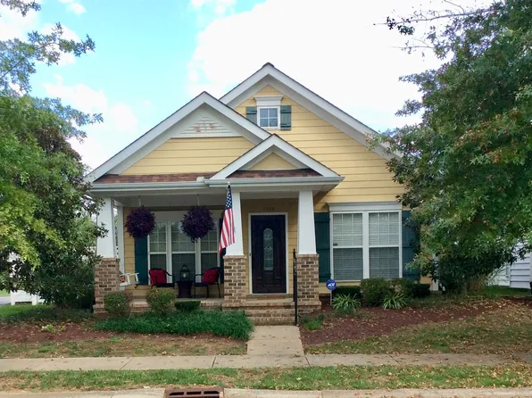 1328 Hartlepool Dr, Murfreesboro, TN 37128