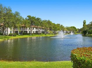 900 Diamond CIR #905, NAPLES, FL 34110