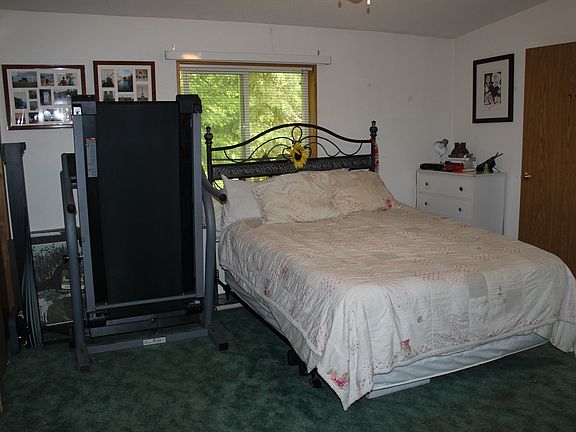 5th image of 7520 143rd Ave NE
