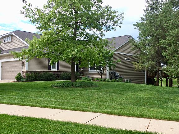 3rd image of 5140 Hawk Hollow Dr E