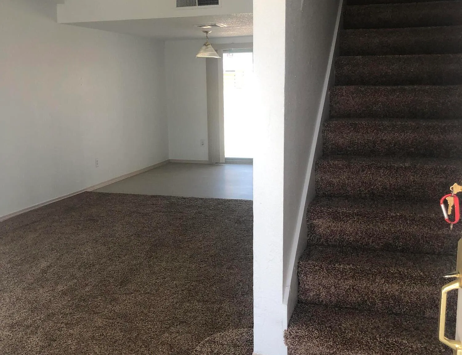 4 bed, 2.5 bath, 1280 sqft, $1,650 — Photo 4