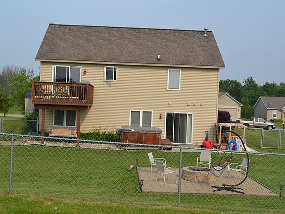 4th image of 7063 Shady Knoll Dr SE