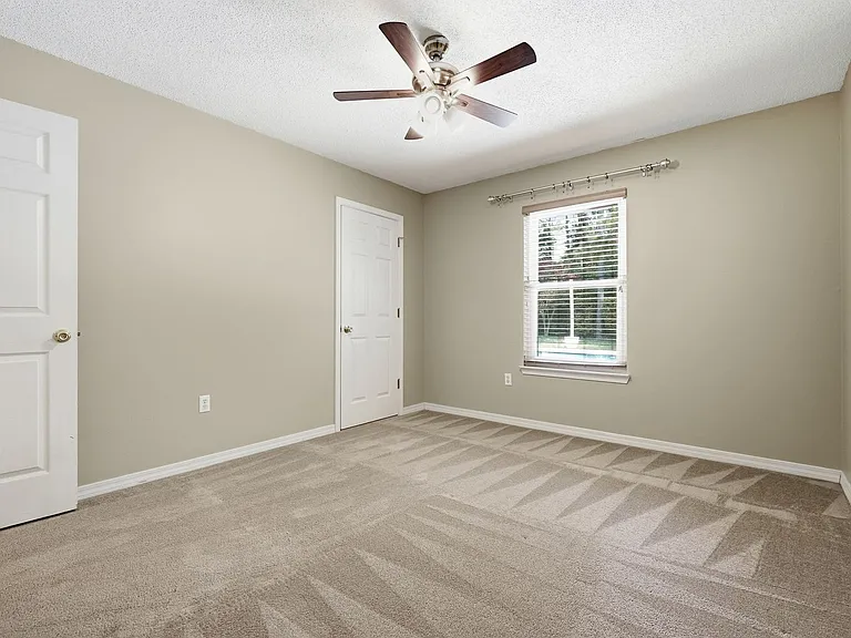 1243 Jefferyscot Dr — Photo 43