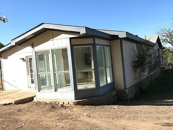 2nd image of 1412 E Valle Dr