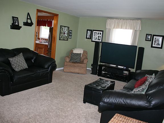 Front door view of living rm