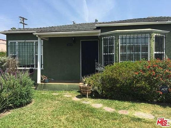 2nd image of 509 W 105th St