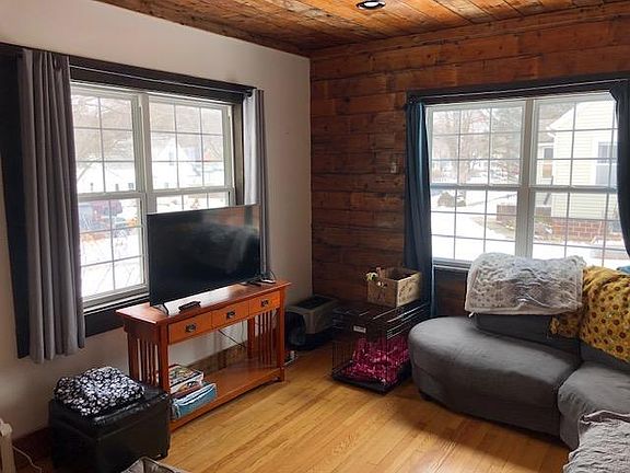 4th image of 606 Kenilworth Ave S
