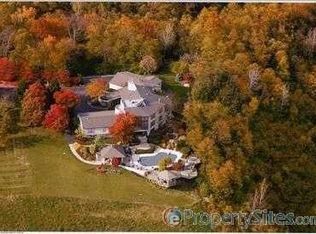 66 Rio Vista Dr, Fort Thomas, KY 41075