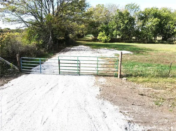 B Hwy, Holden, MO 64040