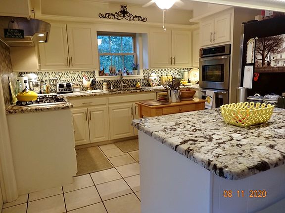 5th image of 2311 Briargrove Dr