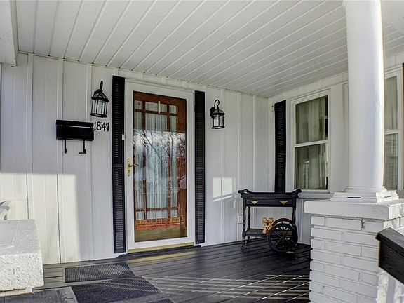 3rd image of 1847 15th St
