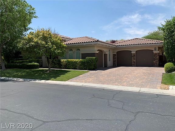 2nd image of 15 Tapadero Ln