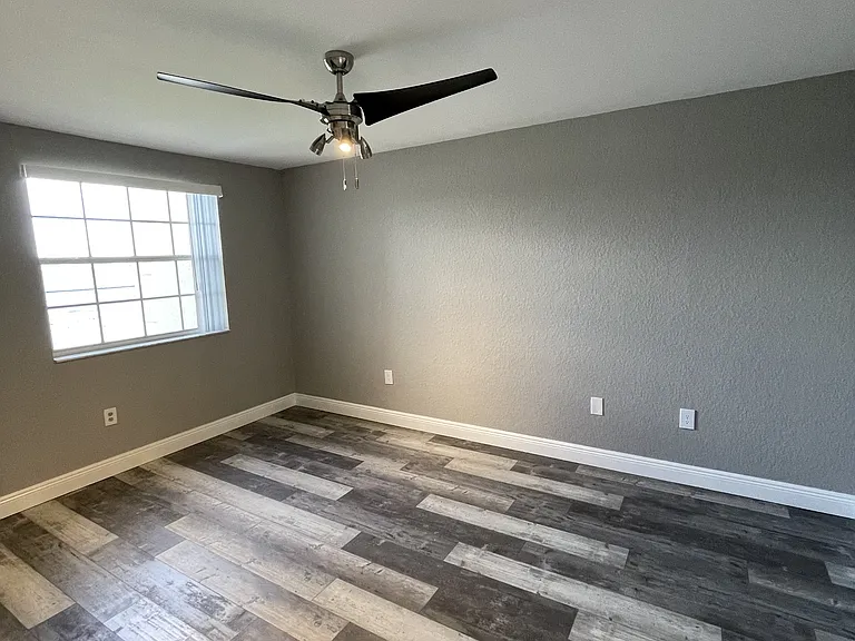 2810 N Oakland Forest Dr #104 — Photo 14