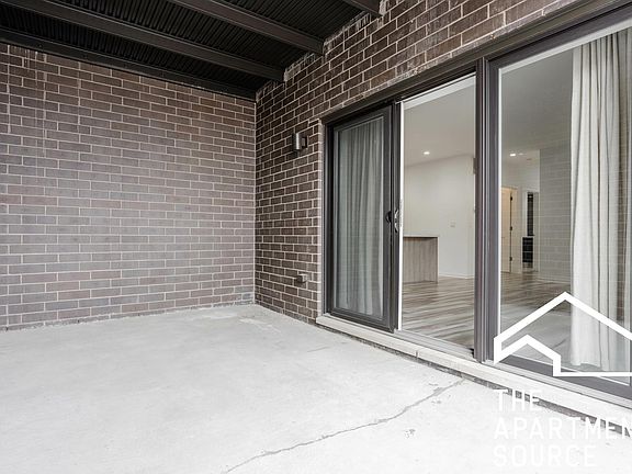 5th image of 2535 W Fullerton Ave #203