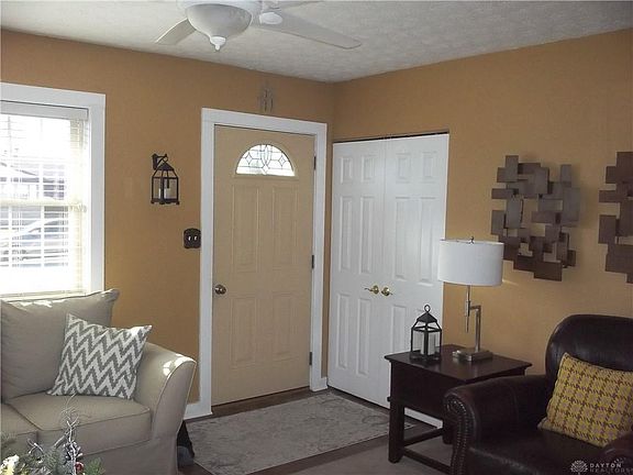 4th image of 628 San Bernardino Trl