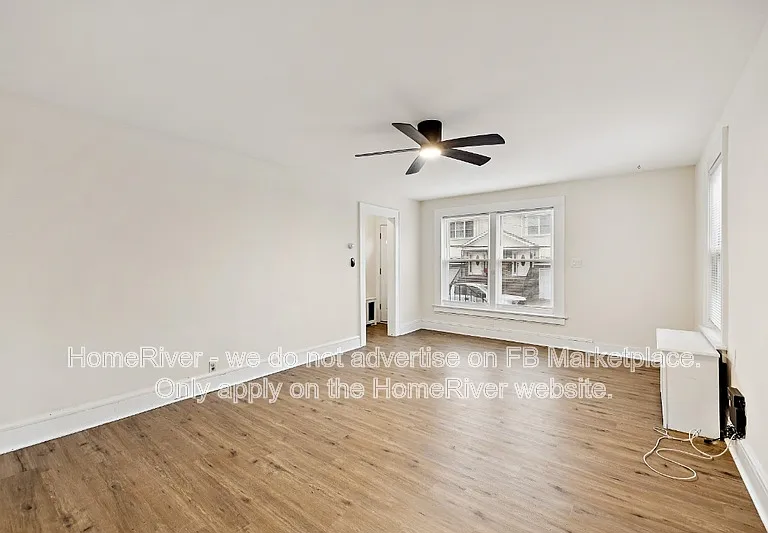 289 Hilton Ave — Photo 23