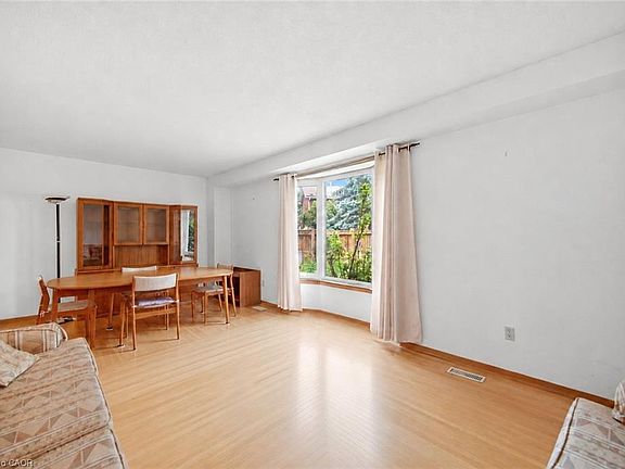 5th image of 4070 Pavillion Ct