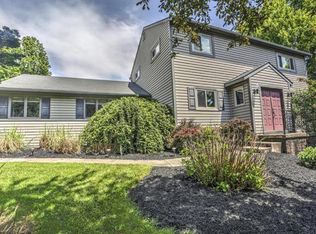 1601 English Brook Dr, Landisville, PA 17538