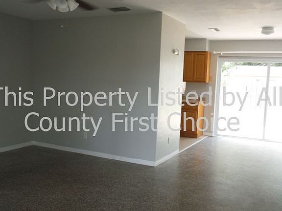 2nd image of 4215 Tarpon Dr SE