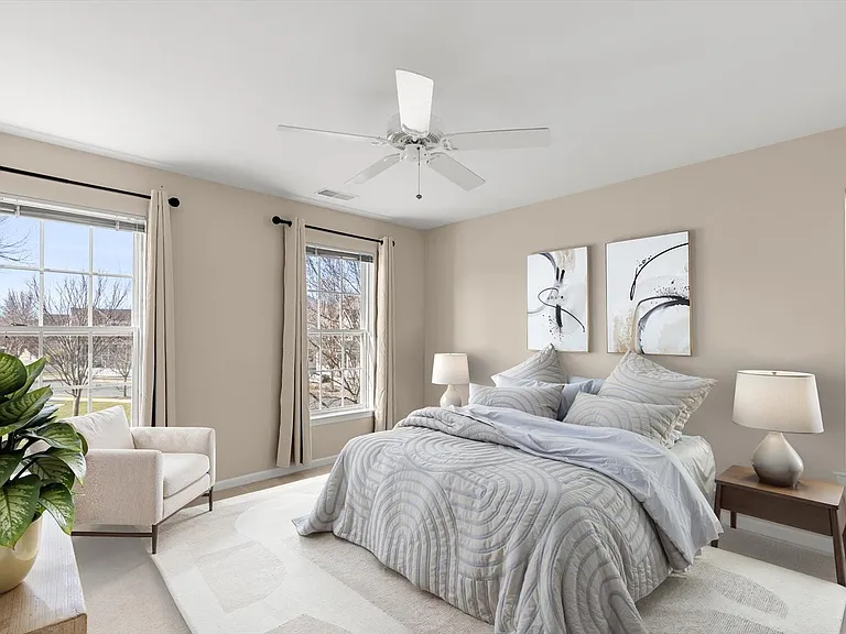 301 Adelaide Dr — Photo 30
