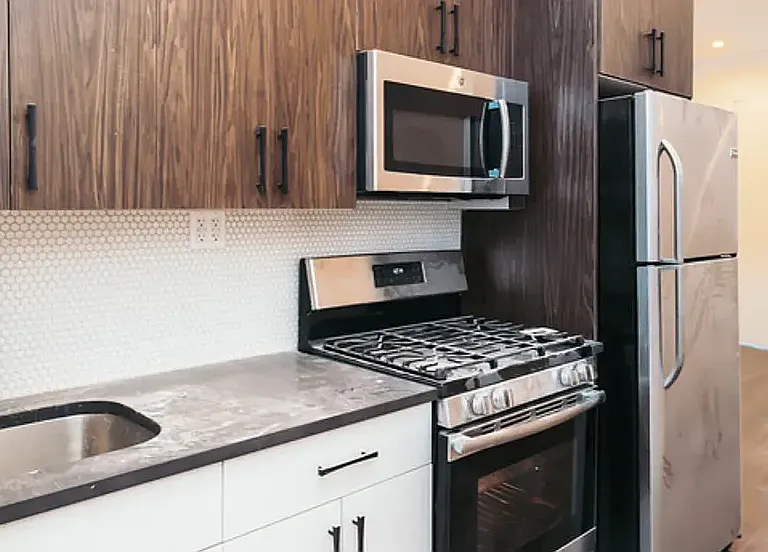 659 Seneca Ave #2LL — Photo 5