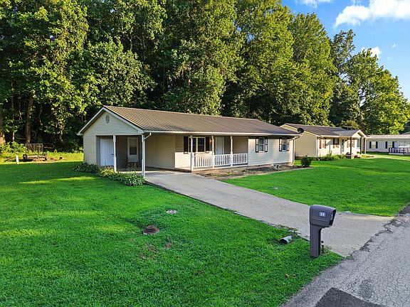 3rd image of 133 Pebble Creek Dr